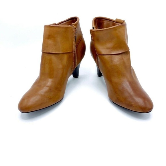 NEW Valerie Stevens Ankle Boots Faux Leather 8.5 - Picture 2 of 8